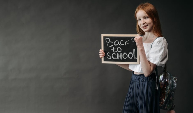 Okullarda-Ikinci-Yariyil-Turk-Bayraklari-Coskusuyla-Basladi-featured