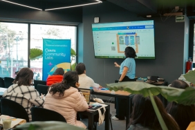 Yetiskinlere-Yonelik-Ogrenme-Programlari-Yeni-Sergi-ve-Atolyeler-Basliyor-featured