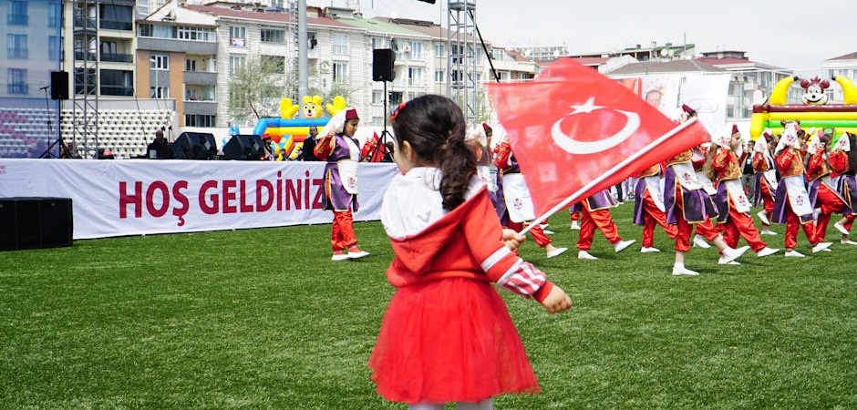 Turkiye-23-Nisan-Ulusal-Egemenlik-ve-Cocuk-Bayrami8217ni-Kutluyor-featured