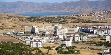 YOK8217ten-Radikal-Karar-Istihdami-Dusuk-Bolumler-Kapatilacak-featured